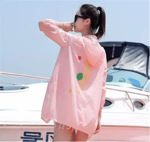 女人穿防晒衣时别犯这4个错误,容易穿出乡土感,颜好也没用