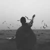 微信男生头像黑白冷酷伤感微信头像图片大全