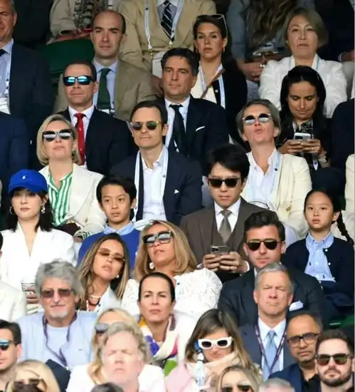 邓超一家四口看温网花了30万港媒揭内情品牌代言人一分不用掏