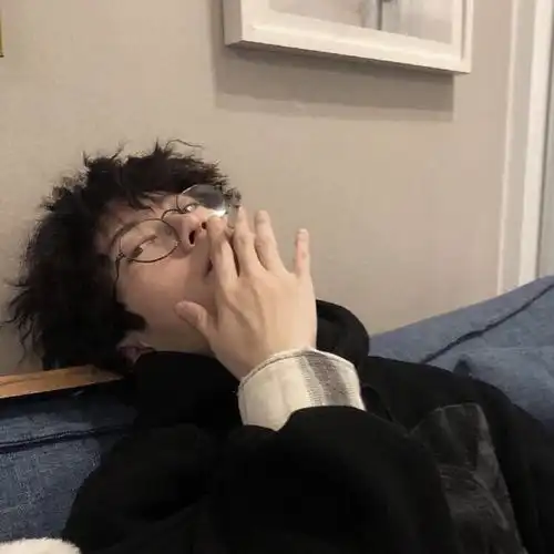 头像超爱的帅气男头哦