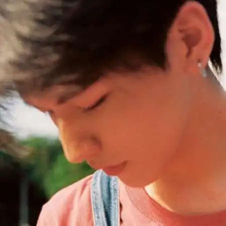 探探头像男生活照,桀骜不驯的男人