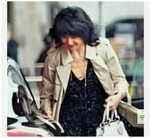 张曼玉近照,接连被4个男人伤害,如今53岁瘦的像鲁豫