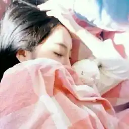 pink钟情一人不如浪荡一生.