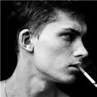 欧美抽烟男头像黑白微信头像图片大全