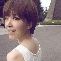 短发女头像唯美有气质微信头像图片大全