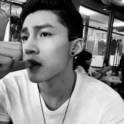 成熟帅气个性男生头像黑白风格男生qq头像