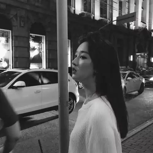 黑白款的男生女生头像