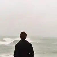 qq男生背影头像伤感的,孤独寂寞的男人