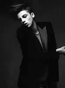 这个男的是个名模吧叫什么名字