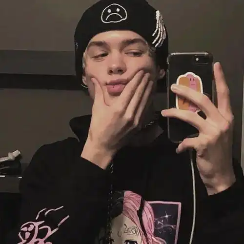 头像文艺中带点缱绻的浪漫文案