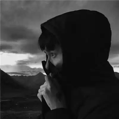 男人为何总出轨年纪小的女人,看看这4点,马上明白年龄