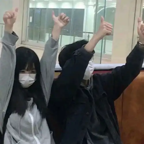 真人情侣海与浪.温与柔.爱与不爱皆自由