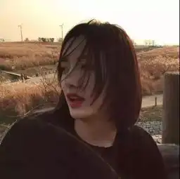 头像生活很残酷但请你兴致勃勃地活