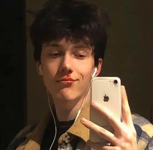 超可的微信头像