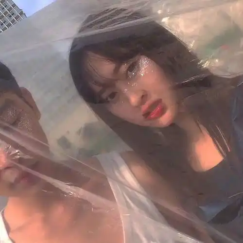 今日份头像有时候,你关注一个人久了,你就觉得,这个人是你的了