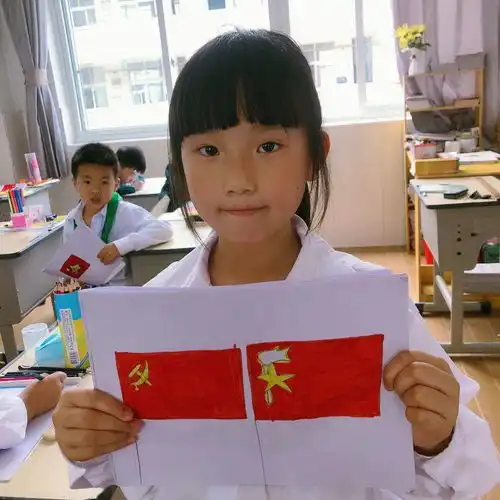 红领巾系胸前,小小少年争先锋三门县心湖小学队前教育