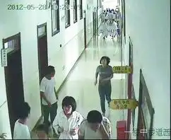 唐山4.8级地震2千余师生避难还原3分钟内避险