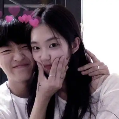 宋知意ins小众风格真人魅力恩情侣头像我要个性网