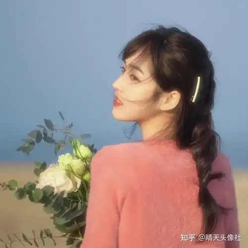 朦胧感女生头像星光杳杳,难似你温柔惬意