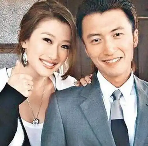 她与谢霆锋争宠38年,一年里有7个男友,未婚生子却不知生父是谁