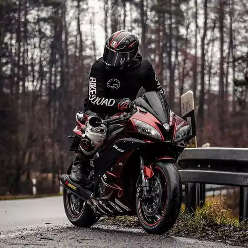 机车壁纸这么帅的男朋友要到哪里可以领取