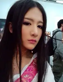 最美伪娘小灿雌雄莫辩亮瞎宅男6