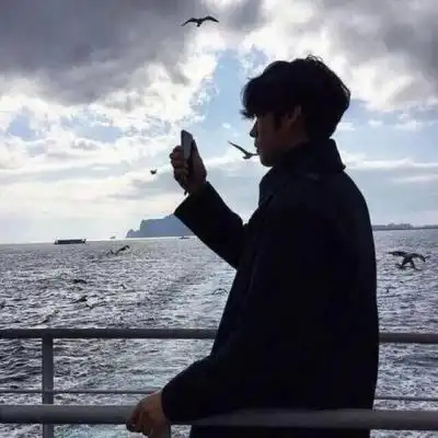 仅剩凉薄的快手网名男专属偏执