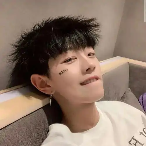 女生御姐单人头像