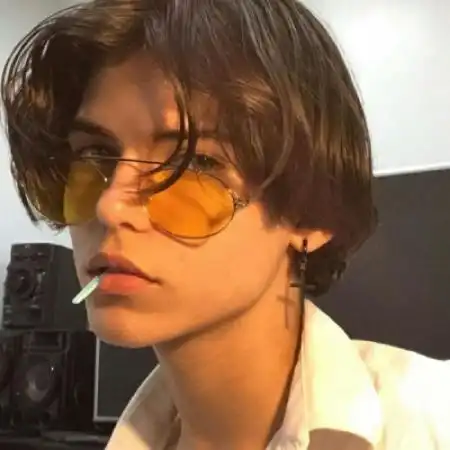 欧美男头像帅气超清,不管以什么身份都喜欢