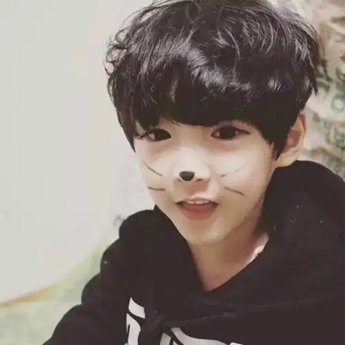 萌娃男生头像陪你走最远的路