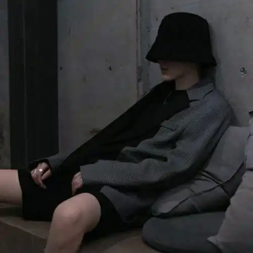 风格男头你出现在我身边就是我的最爱