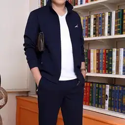 聪明的中年男士都这样打扮,50岁穿出门像35岁,邻居都学着穿