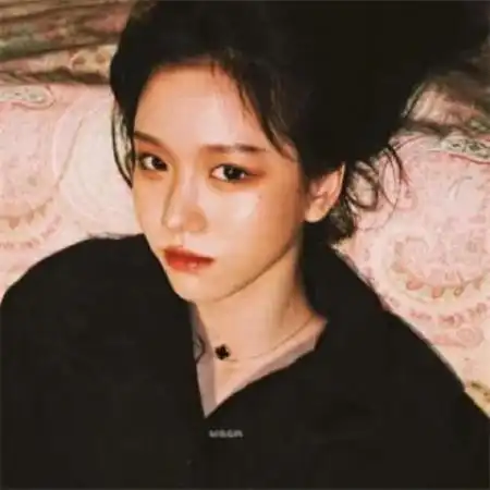 2020微信头像女伤心难过,美女伤心的样子也很美