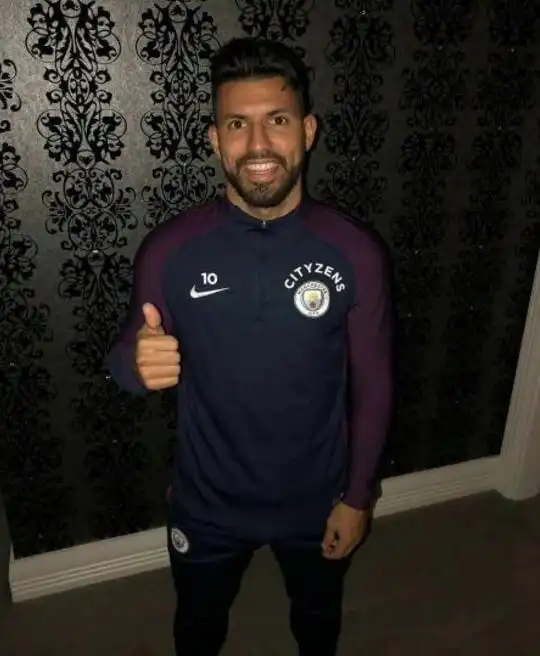 瓜迪奥拉阿圭罗无需跟我道歉不干涉球员私生活