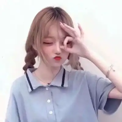 精选闺蜜头像一对两张想陪你吃饭的人