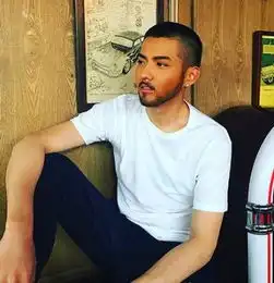 00后易烊千玺都留胡须了小鲜肉的胡须造型大pk