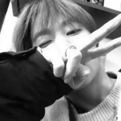 冷酷男生头像黑白,爱就一辈子喜欢就是喜欢