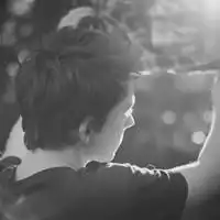 男生头像背影你的决绝请不要那么明白