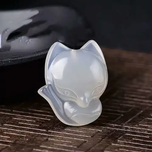 天然正品玛瑙玉髓貔貅辟邪防小人转运招财男女吊坠