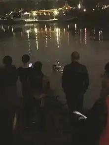 28岁抑郁男抱6岁女儿跳瘦西湖市民两次下水救人