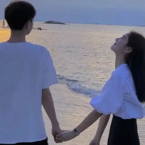 让闺蜜想谈恋爱的情头