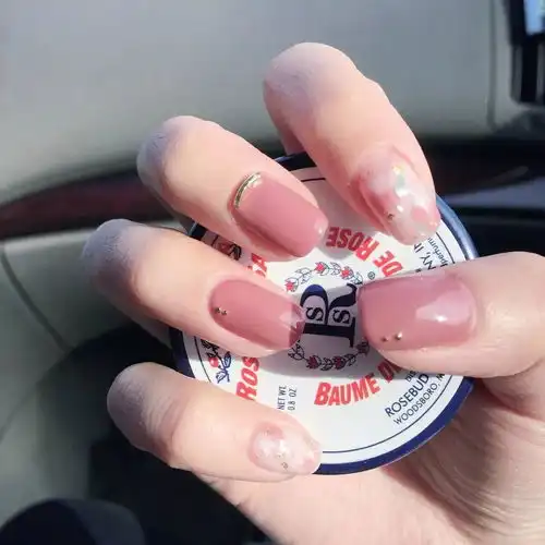 斩男豆沙色美甲,已安排妥当