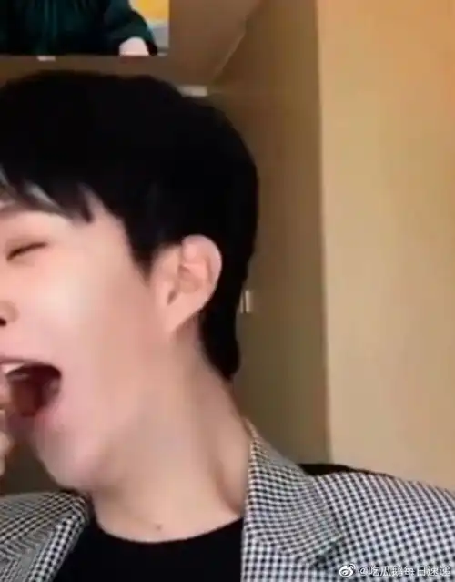 人间清醒范丞丞,因为恶意颓废不,我偏要活成天生喜剧人