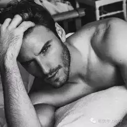 欧美头像性感型男大叔控头像图片