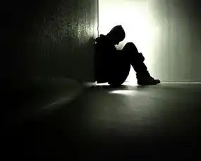 适合孤独的人的头像