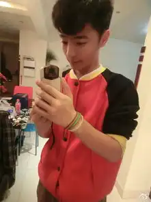qq游戏真人照片秀情侣男女各一