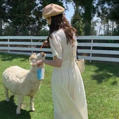 qq头像女背影小清新帅气头像女背影长发