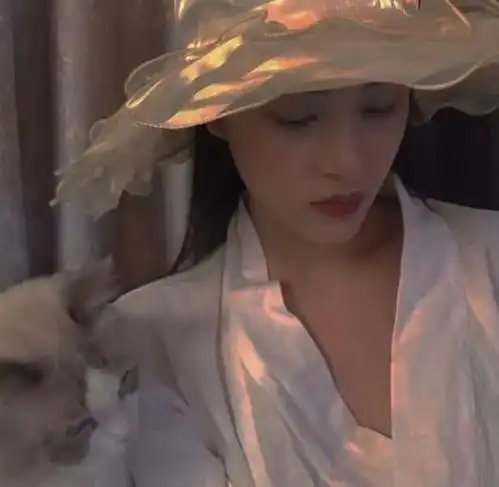 2021年了,有没有那种既好看又不落俗套的头像或情头