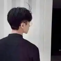 把我爱听的给你听耳朵凑过来