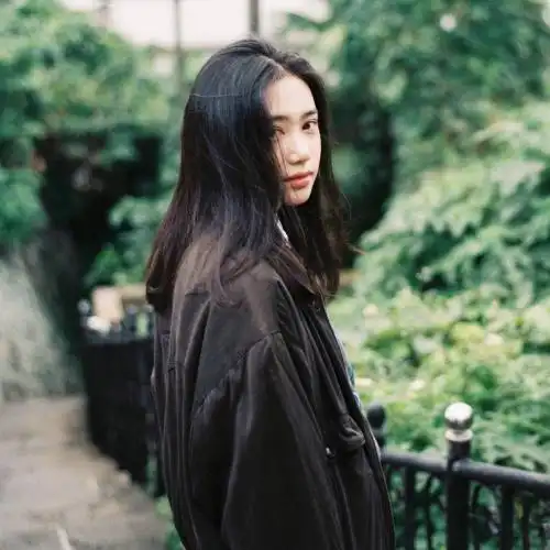 聊天不尴尬怎样聊天让女孩子对你心动